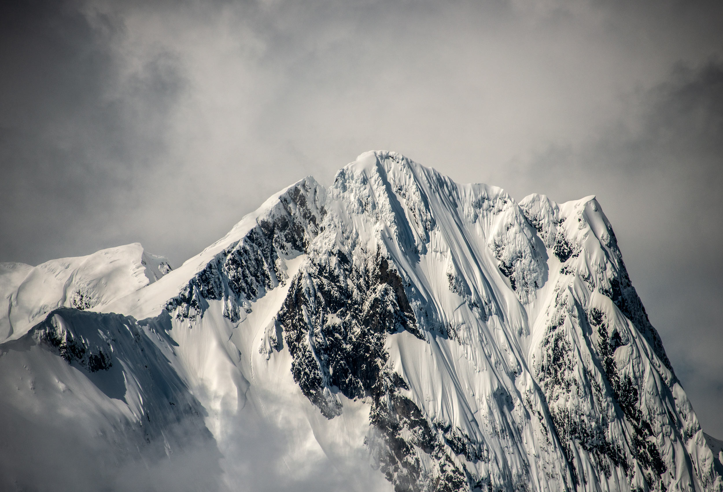 Mountain top by landscape photographer Kristopher Grunert 