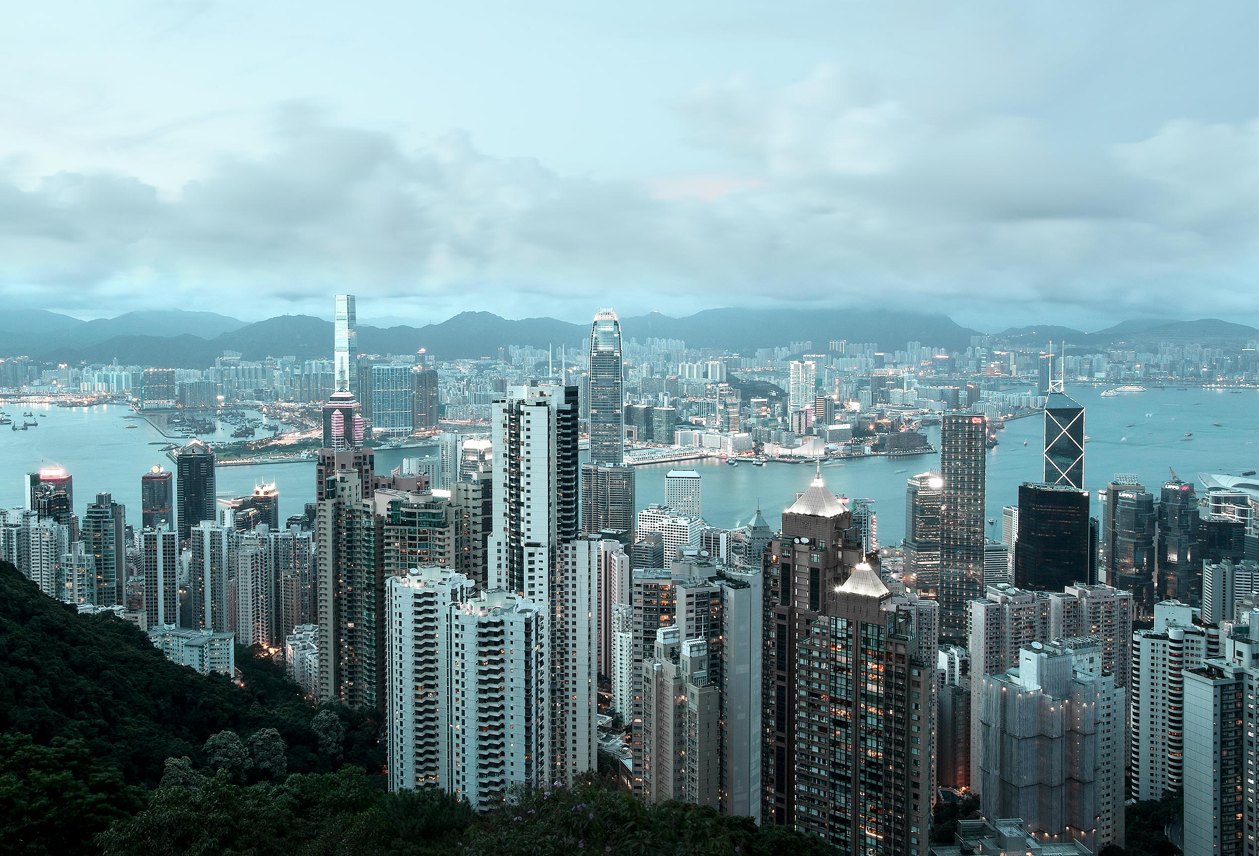 Hong Kong  by cityscape photographer Kristopher Grunert